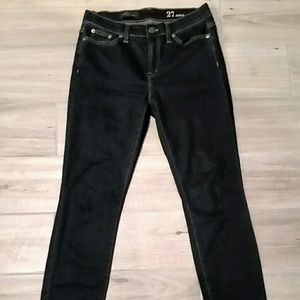 BEAUTIFUL DARK WASH▪J.Crew Toothpick Ankle Jeans. Soft, stretchy, amazing jeanS.